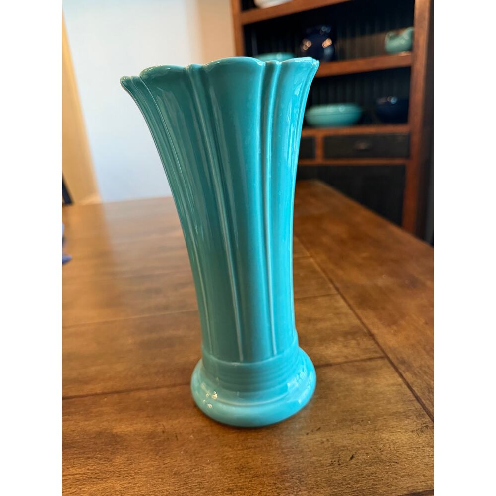 Fiesta turquoise medium vase 9.5” HLC USA ceramic flower vase Fiestaware - Picture 3 of 14